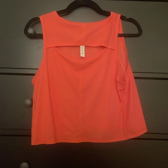 Lululemon Top - Picture 2 of 4